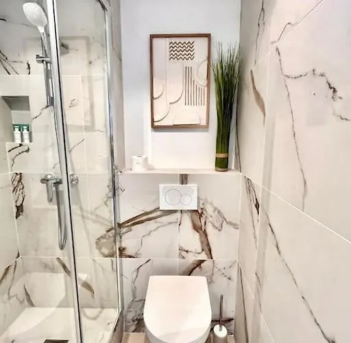 Magnifique T2 - Vue - Parking - Juan-les-pins Antibes