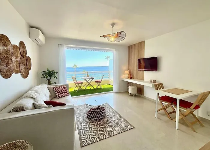 Daire Magnifique T2 - Vue - Parking - Juan-les-pins *